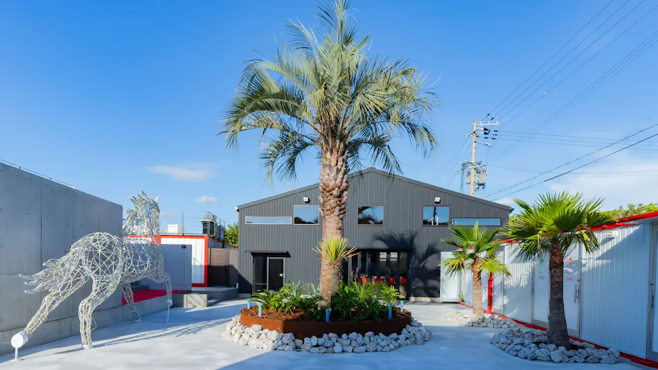 awaJ Beach Club