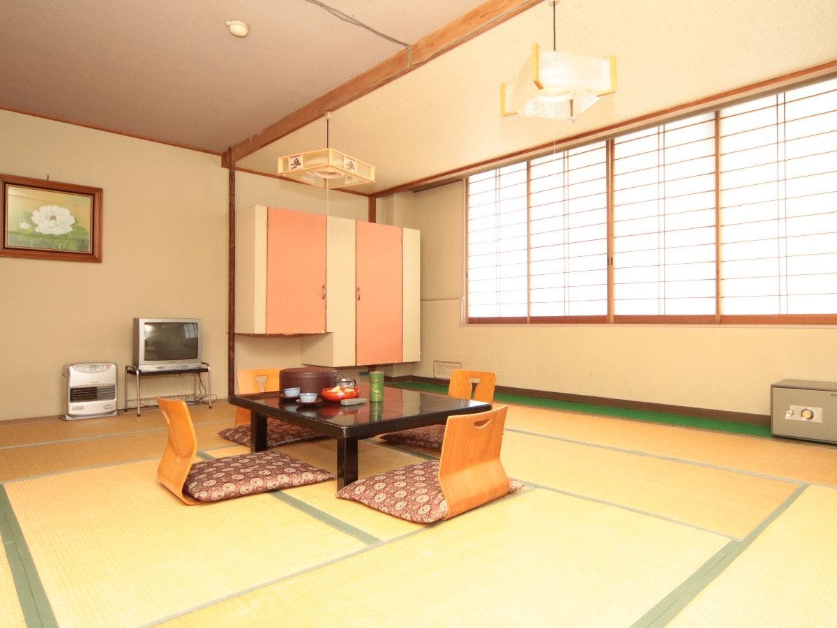 ห้องพักสแตนดาร์ดแบบญี่ปุ่น【พร้อมห้องน้ำในตัว】