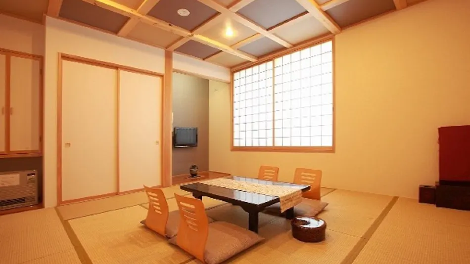 Kusatsu Onsen Juuniya Ryokan
