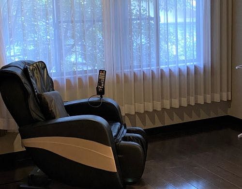 【喫煙】マッサージ機付和室　18畳