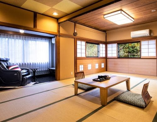 【喫煙】マッサージ機付和室　12畳