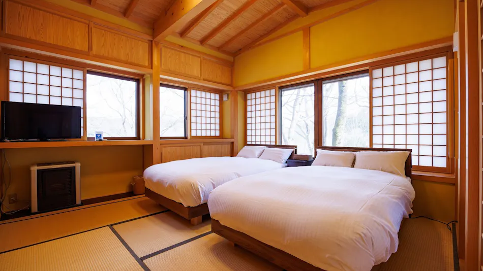 Akiu Kinoie Lodge Village