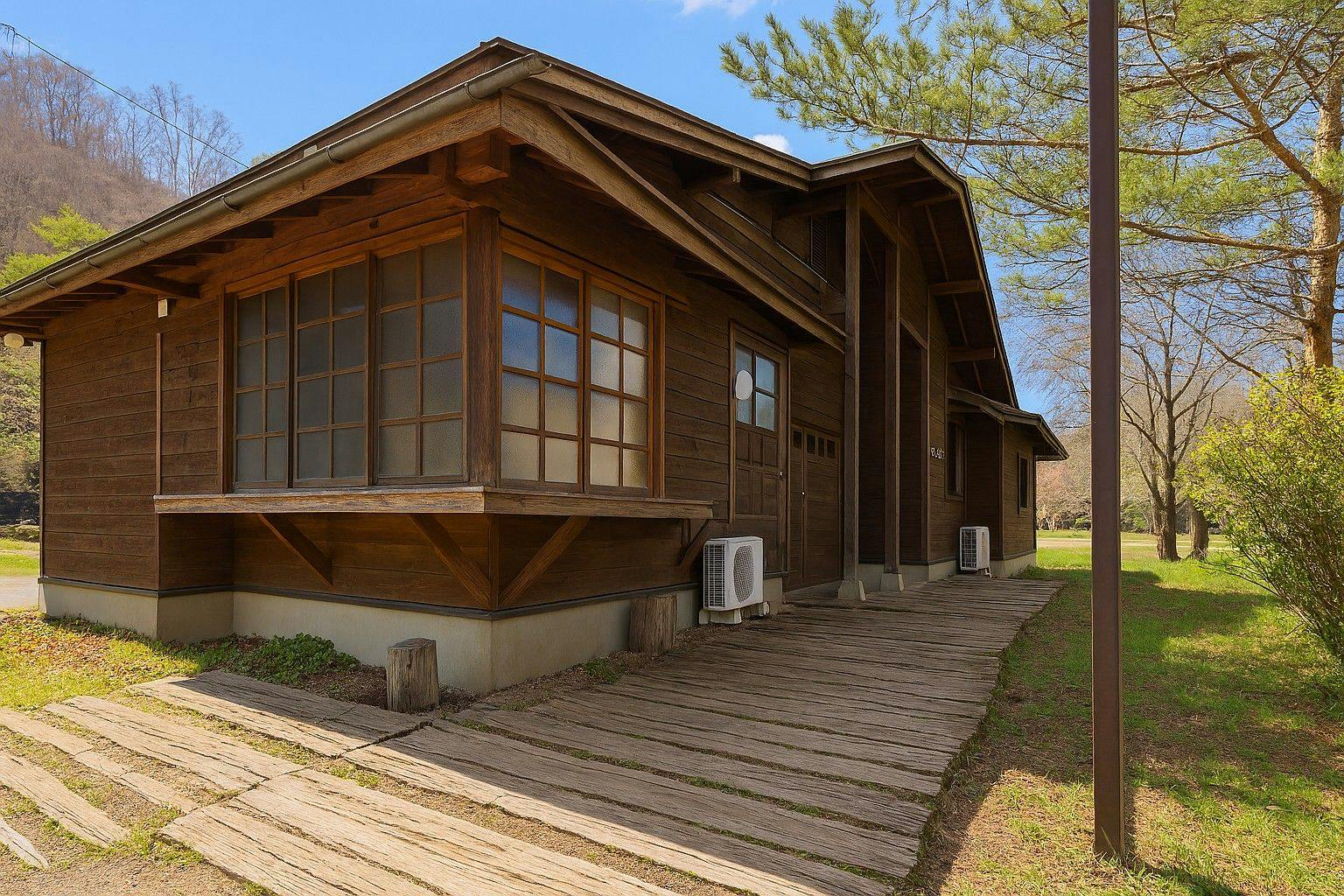 Akiu Kinoie Lodge Village