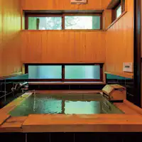 ห้องอาบน้ำในอเทลิเย่山โซ