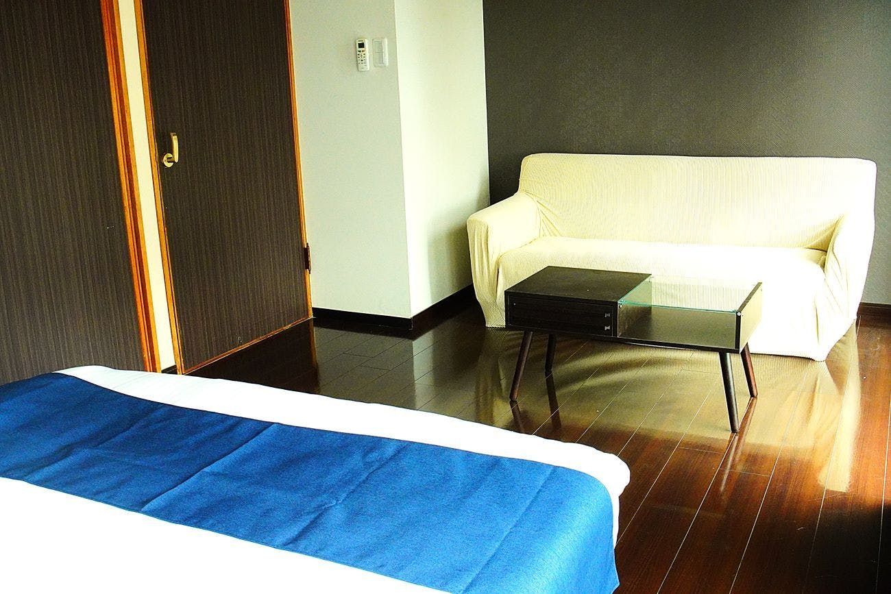 Hotel KOTOTOKI -REN- in Hiroshoma
