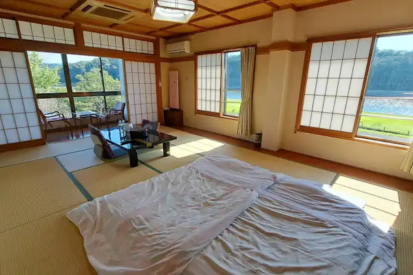 ห้องพักสไตล์ญี่ปุ่นกว้างขวางพร้อมวิวแม่น้ำเซ็นไดอันงดงาม♪
