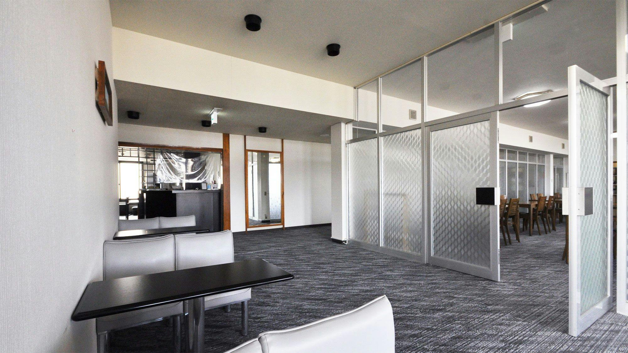 【หน้าเคาน์เตอร์ต้อนรับ】