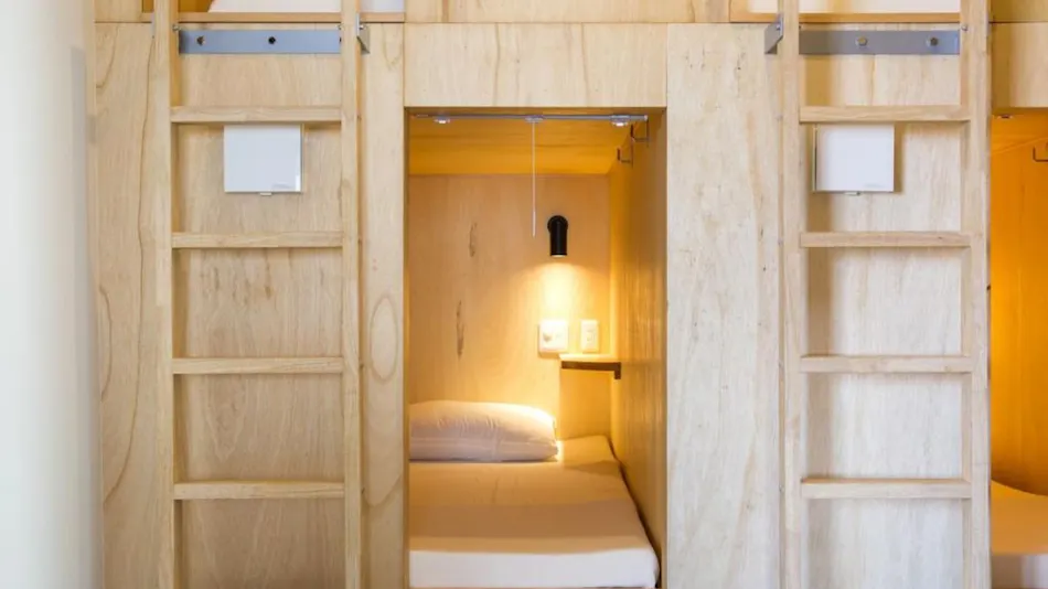 Cafe, Dining, Accommodation. Nagono-ya