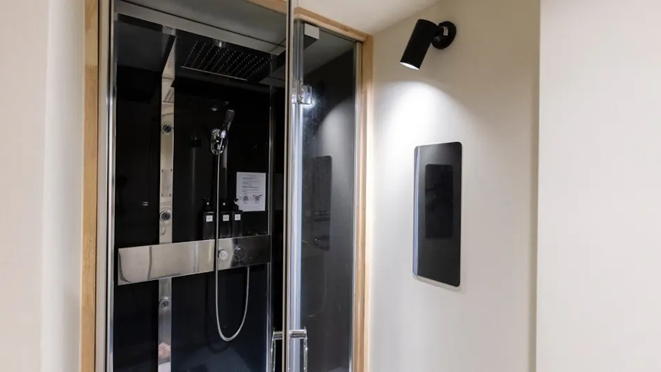 Cafe, Dining, Accommodation. Nagono-ya