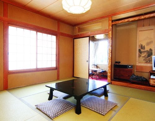 和室８畳のお部屋です