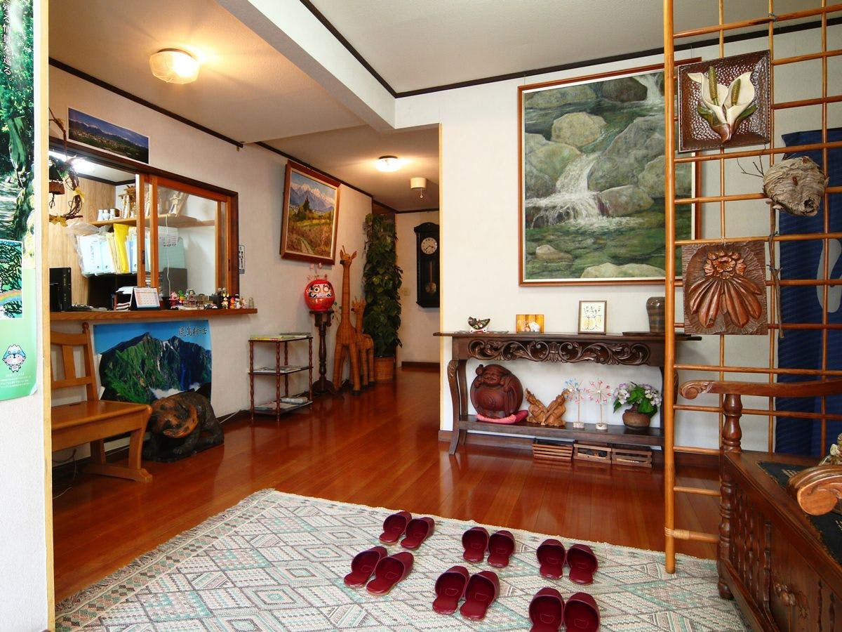 【ภายในอาคาร】บรรยากาศบริเวณทางเข้า