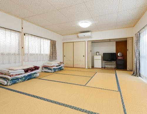 団体・工事チームに大人気の大部屋♪