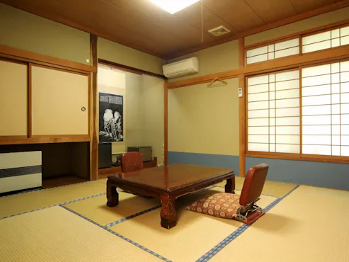 ห้องพักขนาด 8 เสื่อ ไม่มีระเบียง