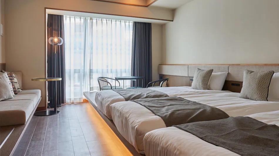 BAND HOTEL HAKATA