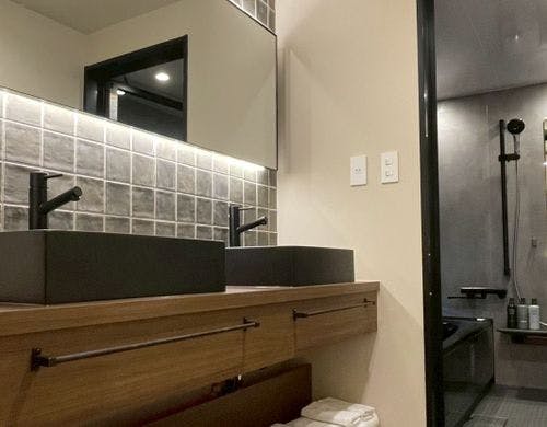 デラックストリプル　リバービューテラス付