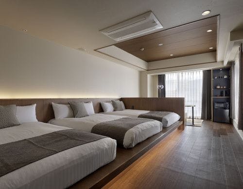 デラックストリプル　リバービュー