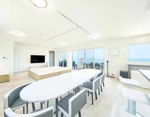 リビングダイニング全景