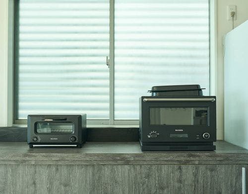 キッチン備品：トースター・電子レンジ