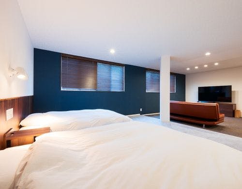 （B）ツインルーム+簡易ベット＜サウナ＞