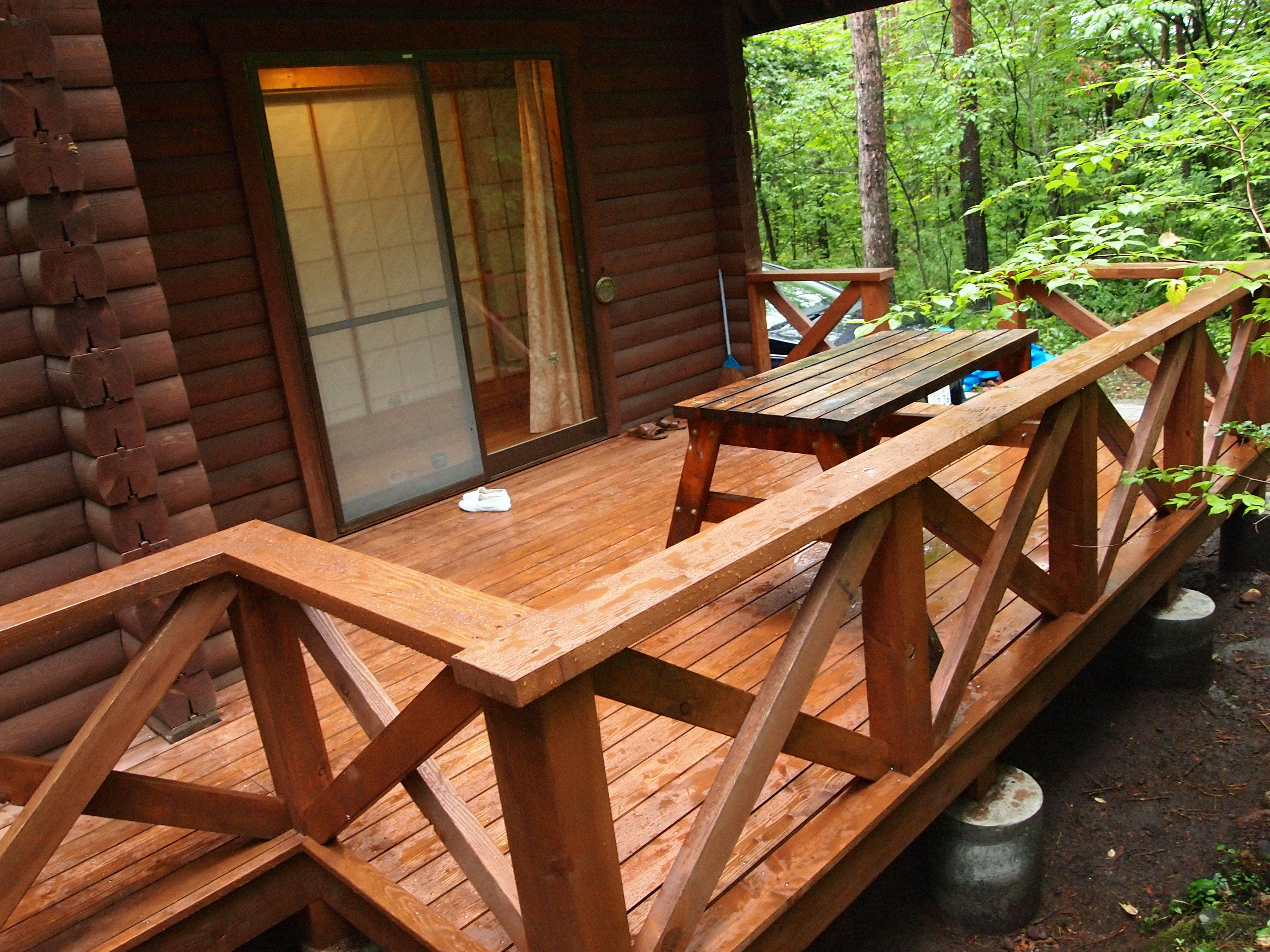 ระเบียงไม้