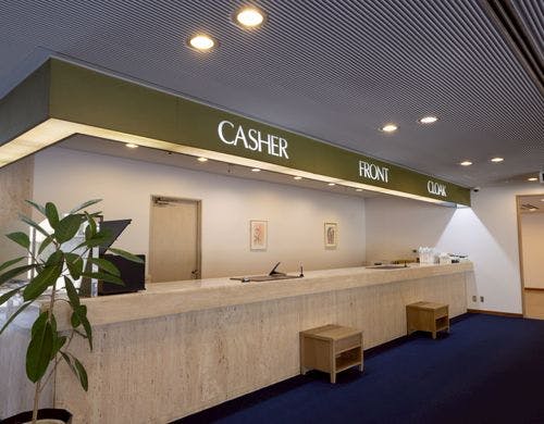 フロントカウンター