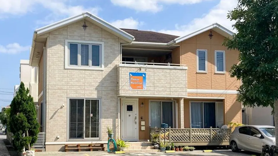Pension Marinetown Aratta