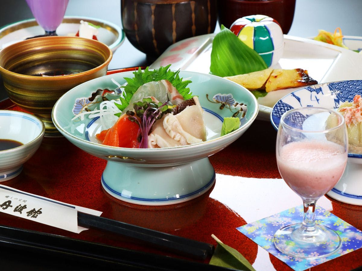 Akayu Onsen Taisho Romantic Healing Accommodation - Tanbakan