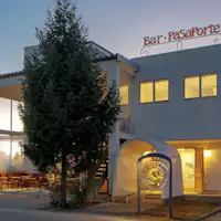 ภายนอกอาคาร