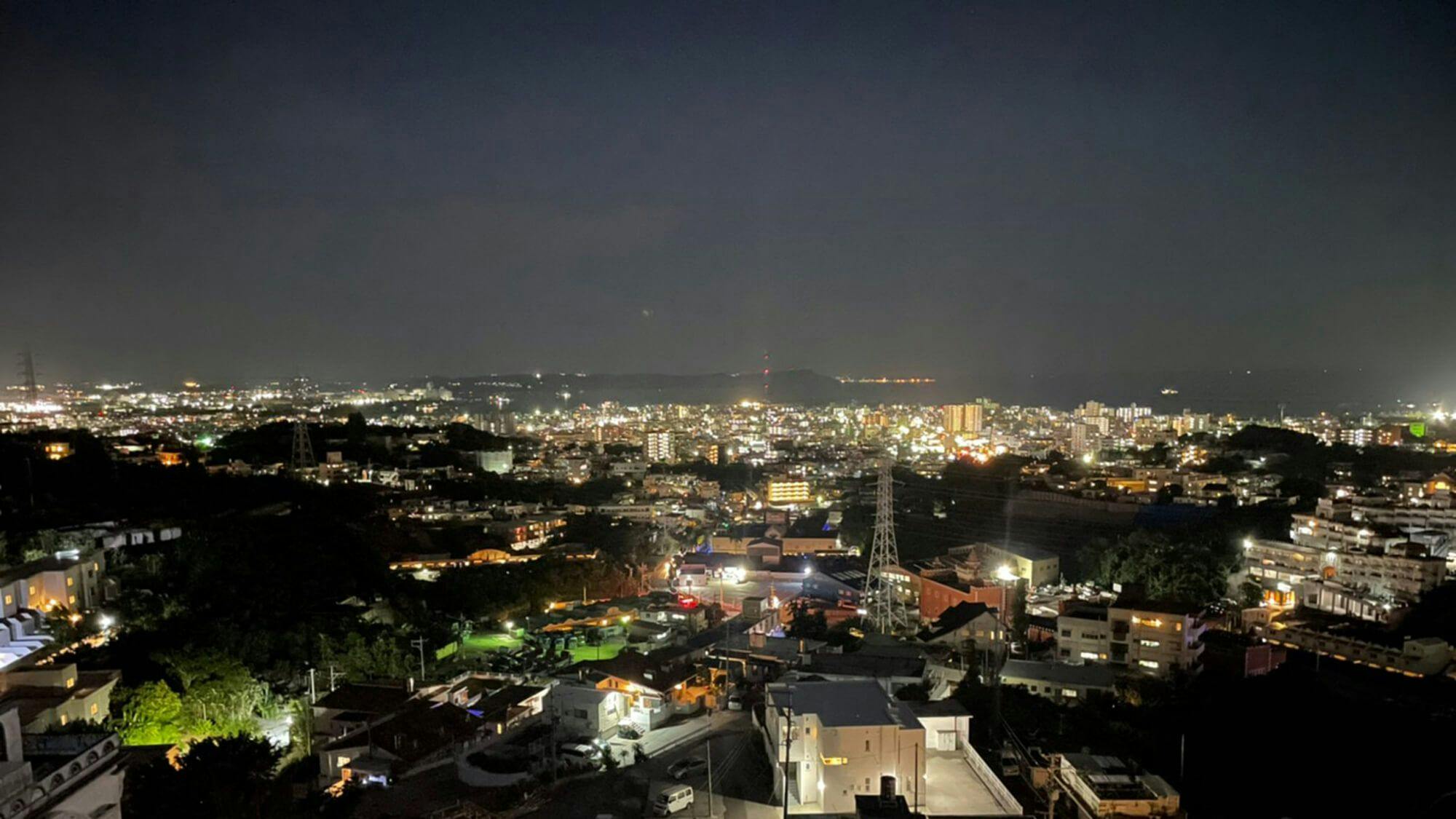 วิวจากห้องพัก (ตอนกลางคืน)