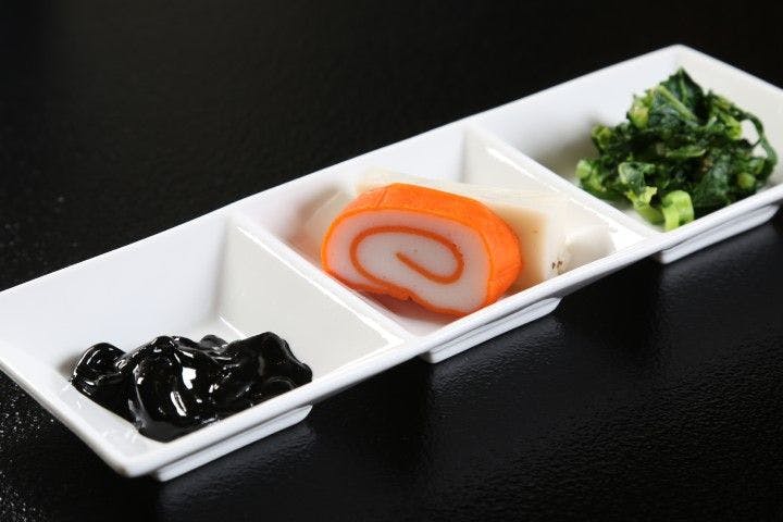 Dog-friendly inn with excellent Japanese cuisine  since1791 Suigetsuro Hotel