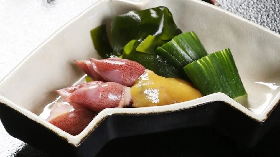 Dog-friendly inn with excellent Japanese cuisine since1791 Suigetsuro Hotel