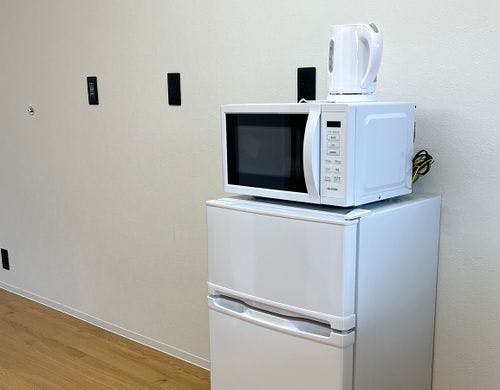 冷蔵庫や電子レンジを完備