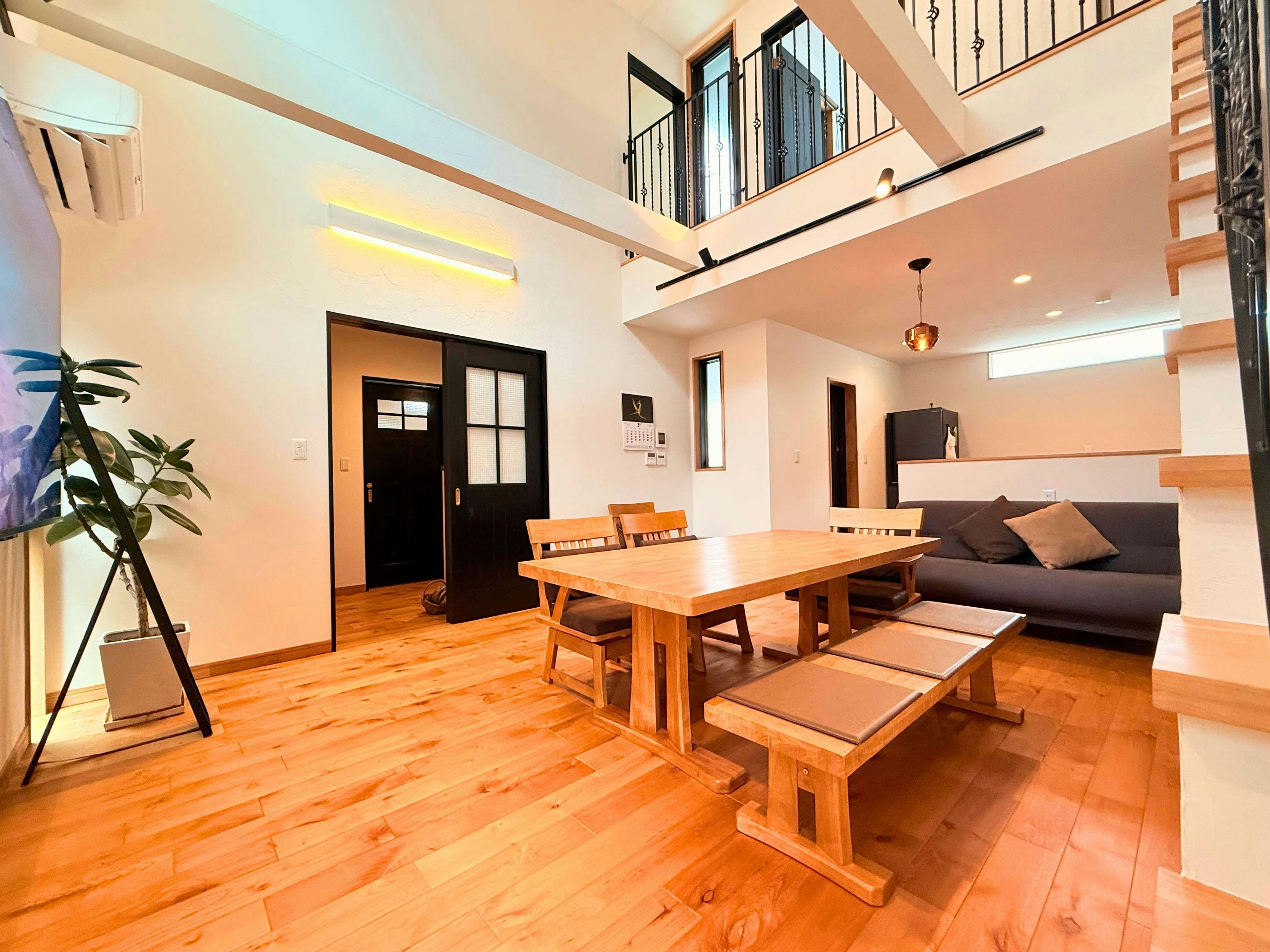 House in town MANA