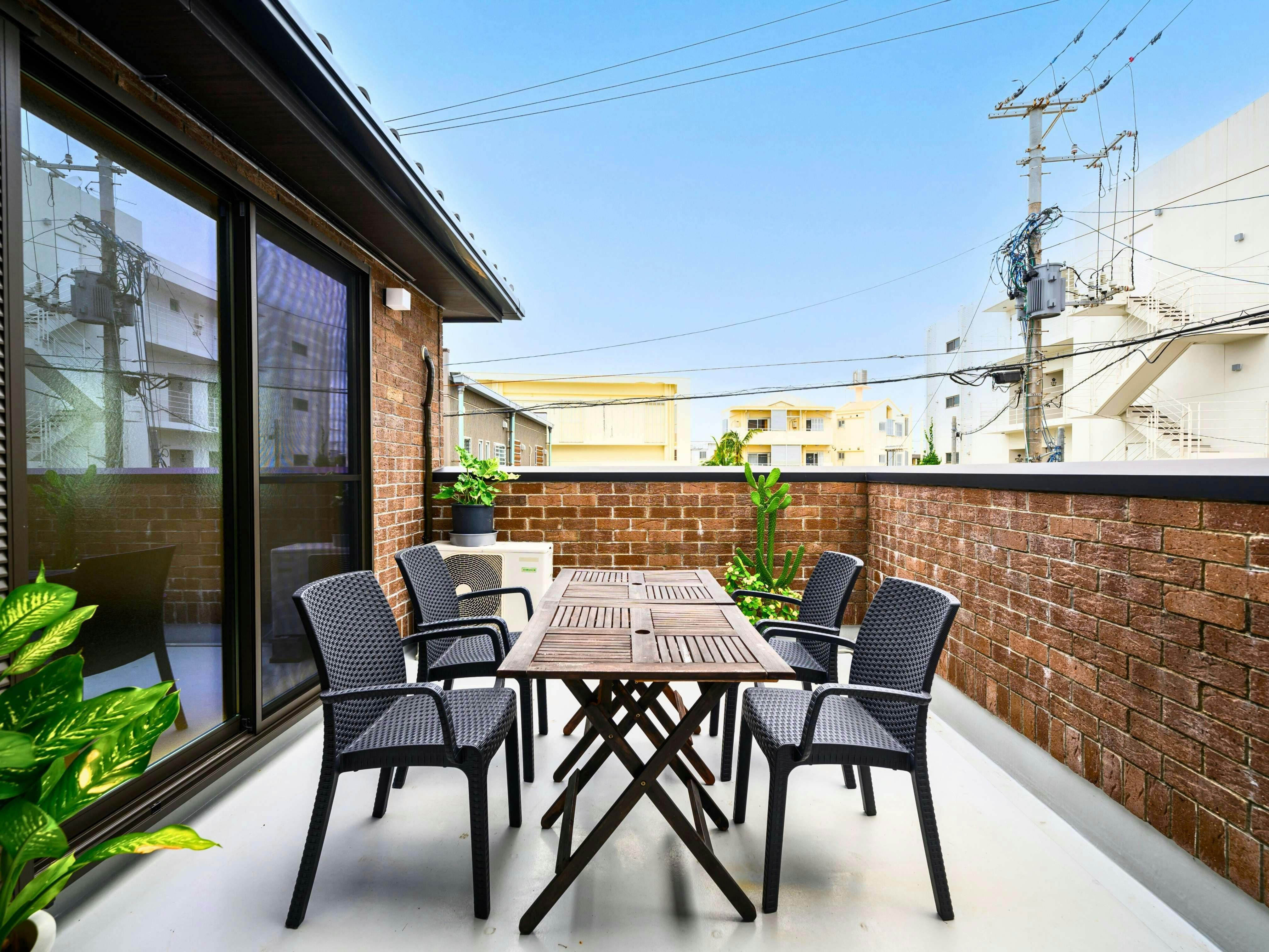 House in town MANA