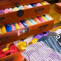 บริการชุดยูกาตะสีสัน