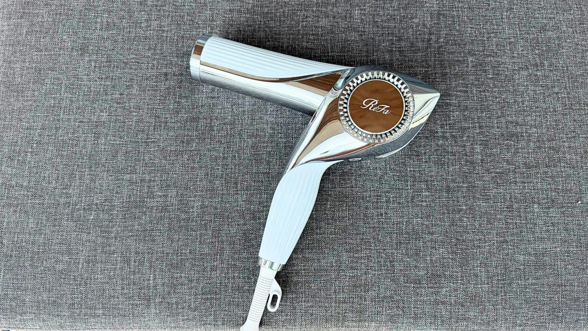 헤어드라이어(ReFa)