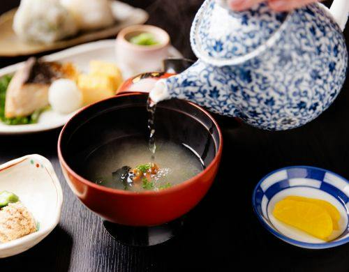 朝食
