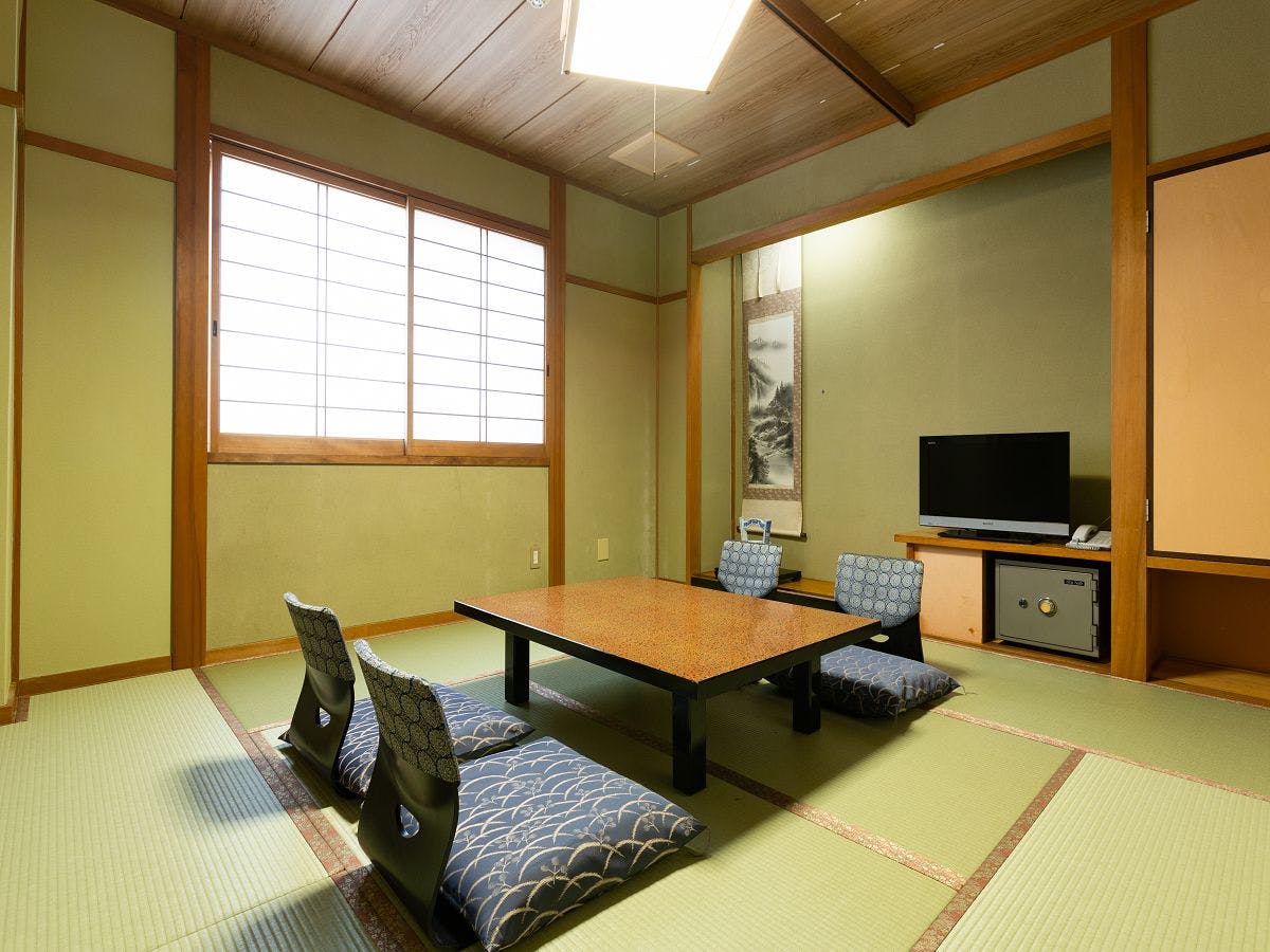Seasonal Inn Takaura