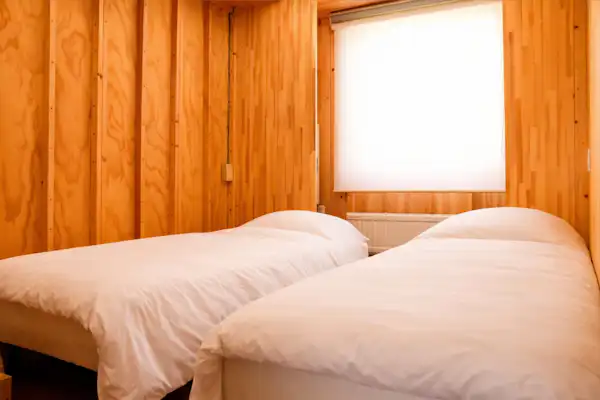 มีทั้งเตียงแฝดและเตียงคู่