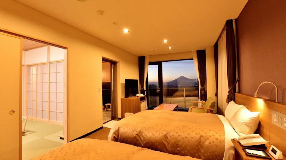 Fuji Sunshine Hotel