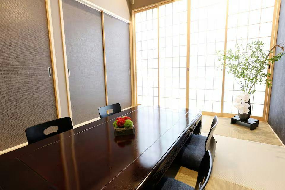 Mellow Stay Gojo Karasuma