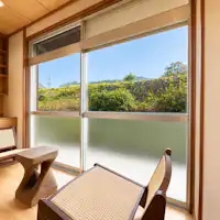 縁側でティータイムはいかがですか。