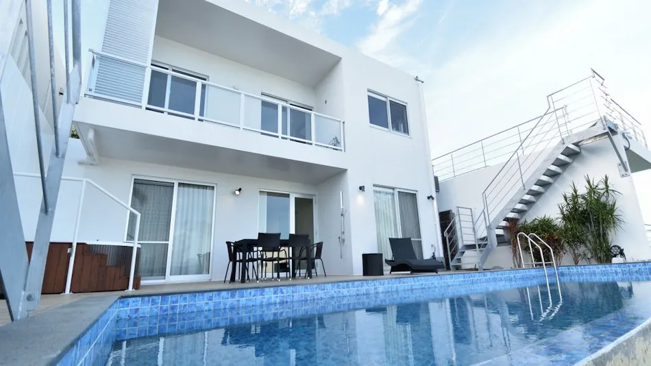 Villa ALL STAGE KOURI HILLS
