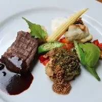 อาหารค่ำรูมเซอร์วิส