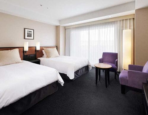 スタンダードツイン　駅ビル内景観