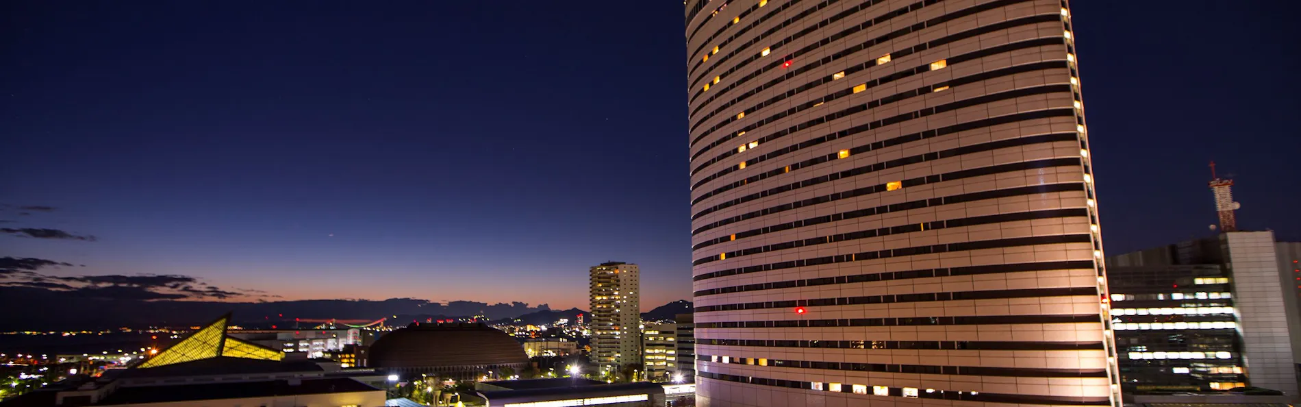 神戸ポートピアホテル