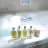 สิ่งอำนวยความสะดวกในห้องน้ำกลิ่นซิตรัสเวอร์บีนา