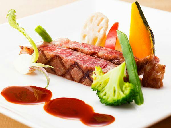 【お食事グレードアップ・1泊夕朝食付】山梨県産黒毛和牛「甲州牛」フランス料理フルコース