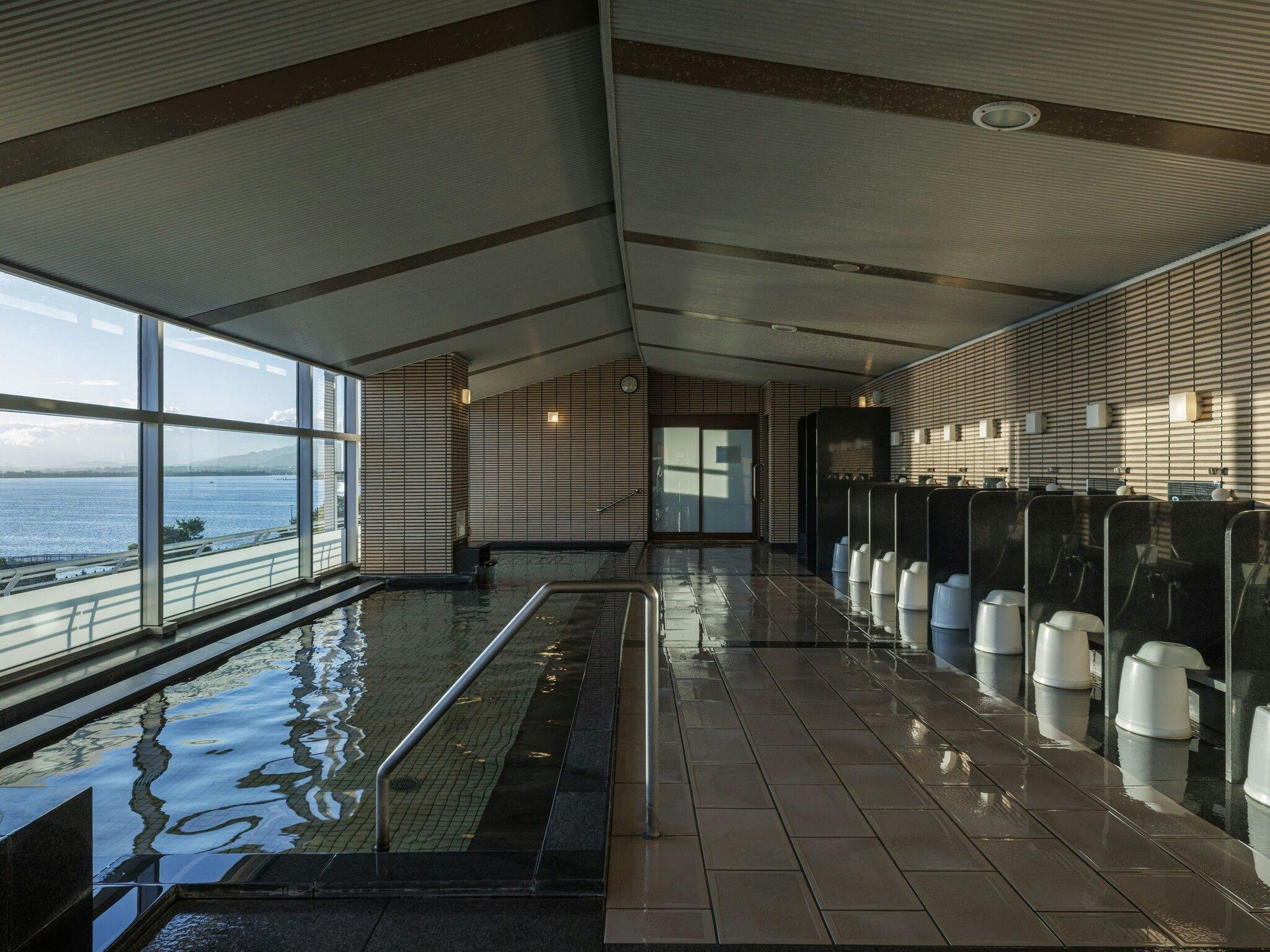 Biwako Hotel
