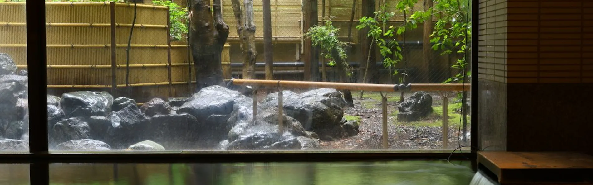 山翠楼 SANSUIROU